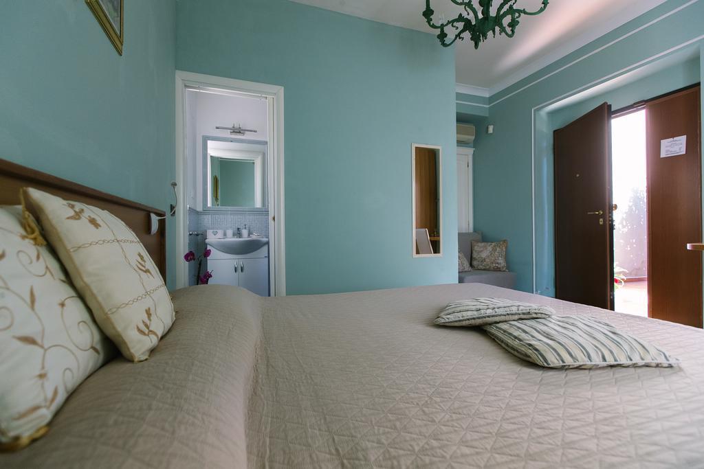 سوفيراتو مارينا B&B Villa Francesca المظهر الخارجي الصورة